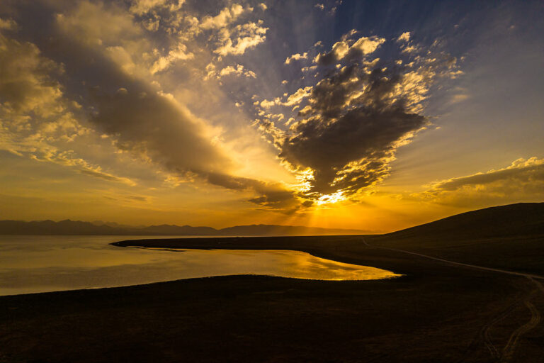 sunrise son kul lake, kirgistan